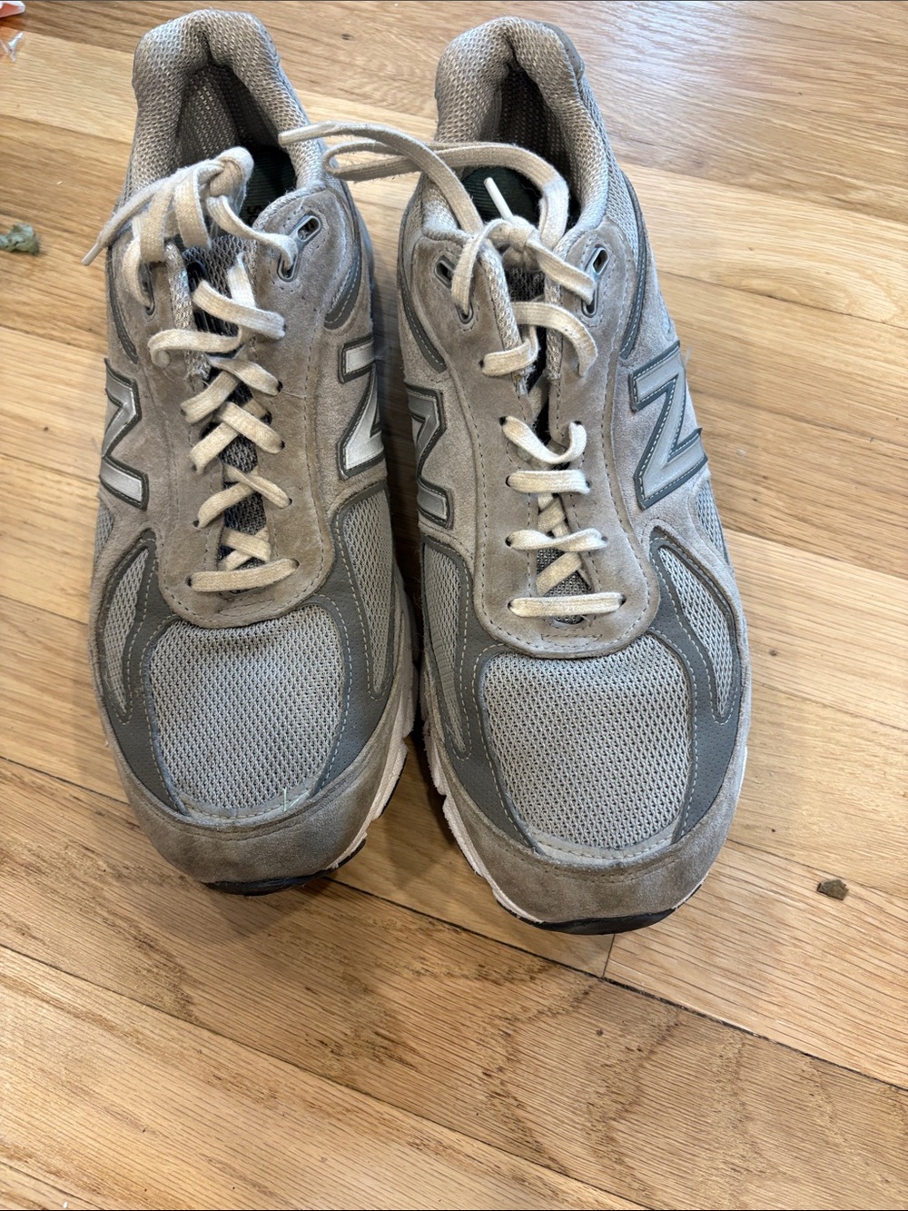 New Balance (990V4) Men's Light Gray Mesh & Suede Athletic Sneakers
